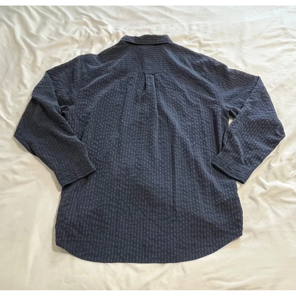 The North Face Mens XL Navy Blue Textured Stripe‎ Long Sleeve Button Down Shirt